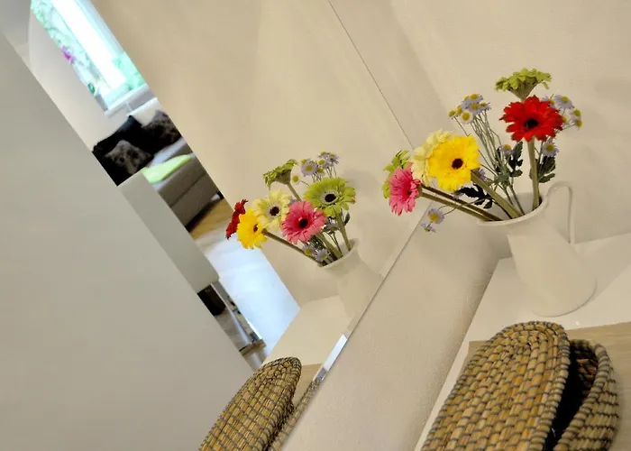 Im Univiertel Mit Garten *