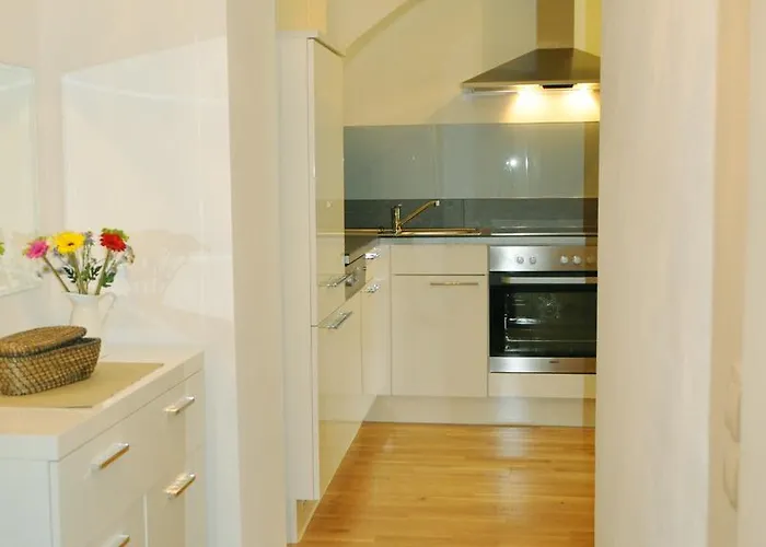 Im Univiertel Mit Garten * Graz